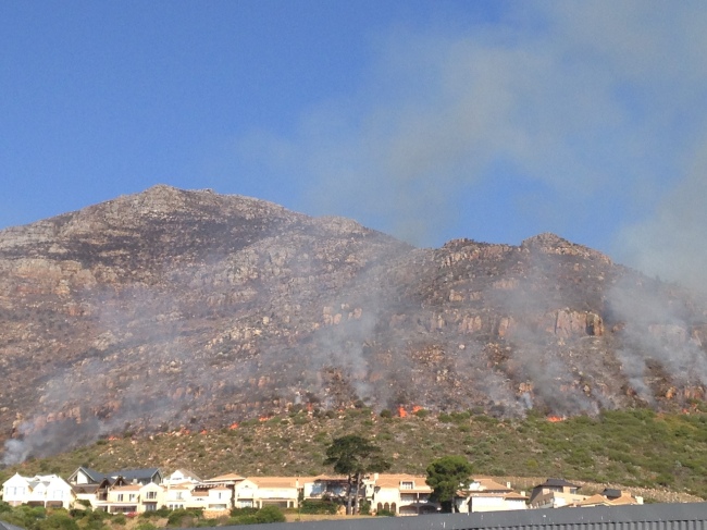 Hout Bay Fire #7. Picture courtesy of Nils Backeberg. 