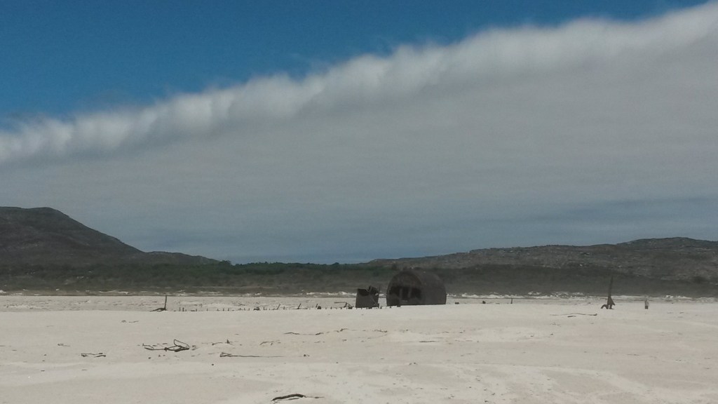 Approaching the shipwreck, February 2014. 